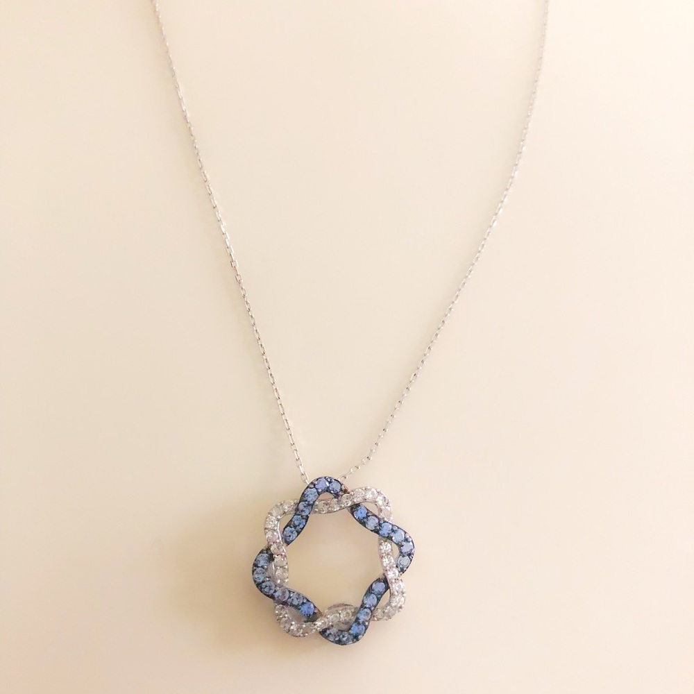 Never worn Suzy Levian Sterling Silver Blue & White Sapphire diamond necklace
